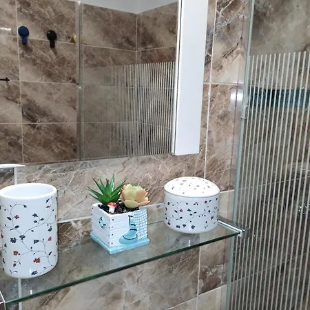Elegance Studio Veteranilor Apartmán *
