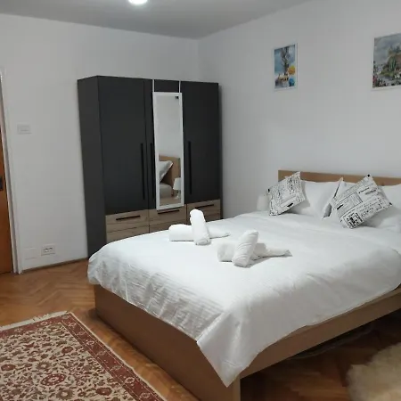 Elegance Studio Veteranilor Bukurešť